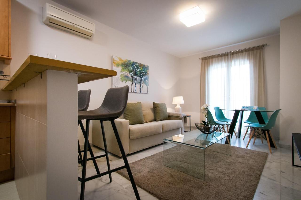 Holidays2Malaga Pena Parking & French Balcony & Smart Tv ภายนอก รูปภาพ