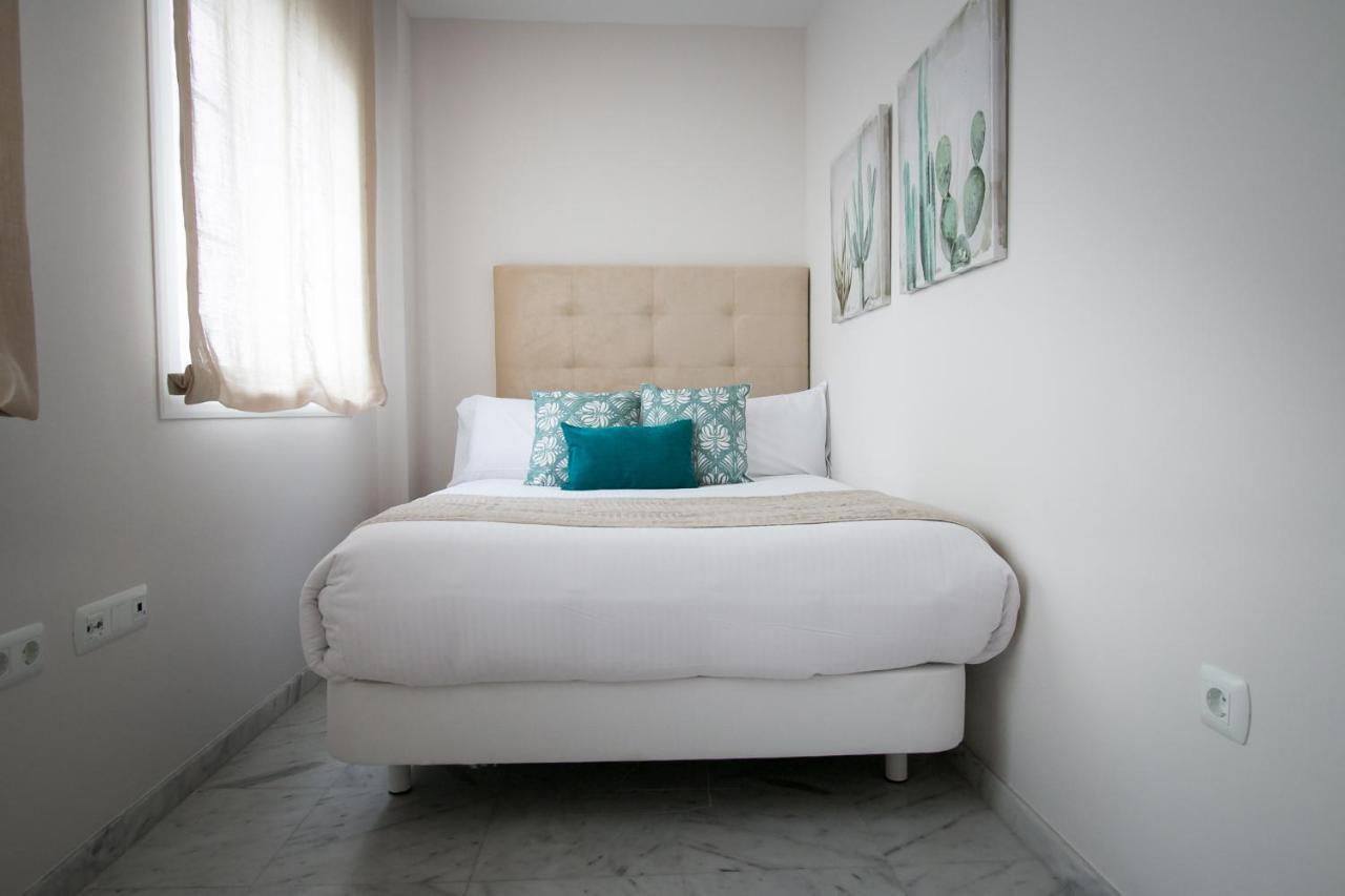 Holidays2Malaga Pena Parking & French Balcony & Smart Tv ภายนอก รูปภาพ