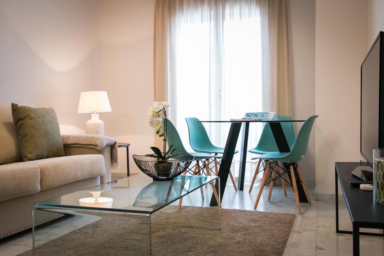 Holidays2Malaga Pena Parking & French Balcony & Smart Tv ภายนอก รูปภาพ