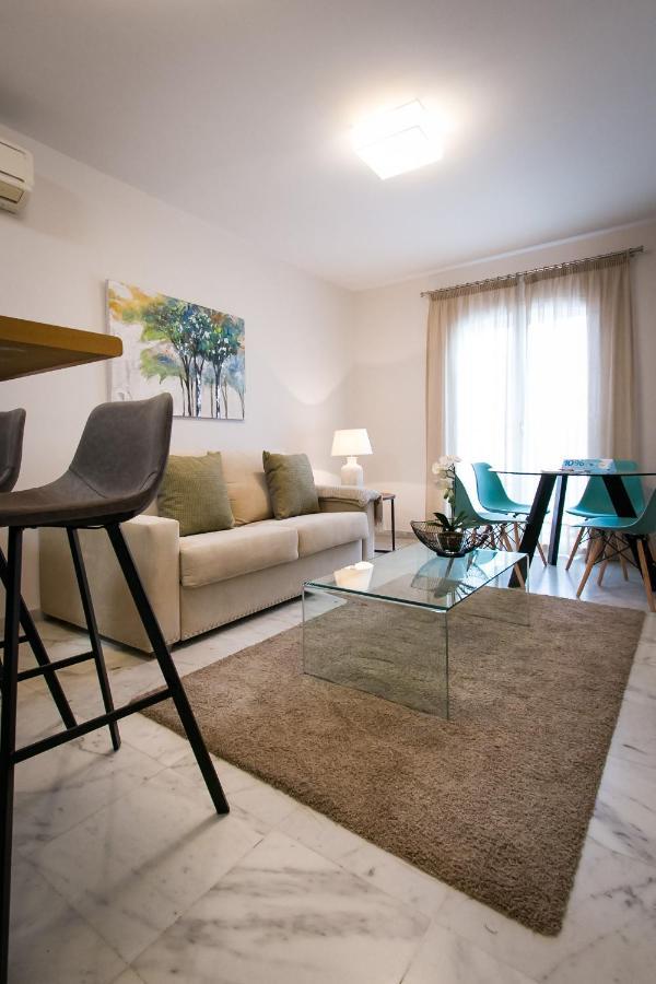 Holidays2Malaga Pena Parking & French Balcony & Smart Tv ภายนอก รูปภาพ